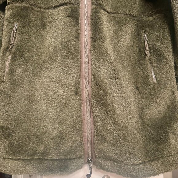 Patagonia Lonesome Mesa Hooded Parka in Basil Green - NWT– Women’s Large - Picture 7 of 16